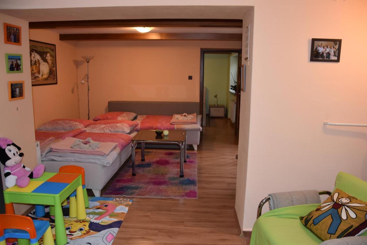 Ferienwohnung Dafinka Banská Bystrica Exterior foto